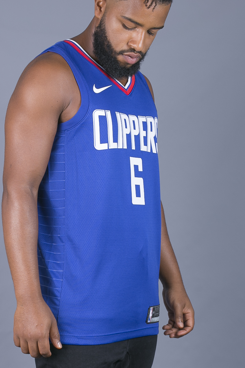 DeAndre Jordan in Clippers new short sleeve light blue jersey and