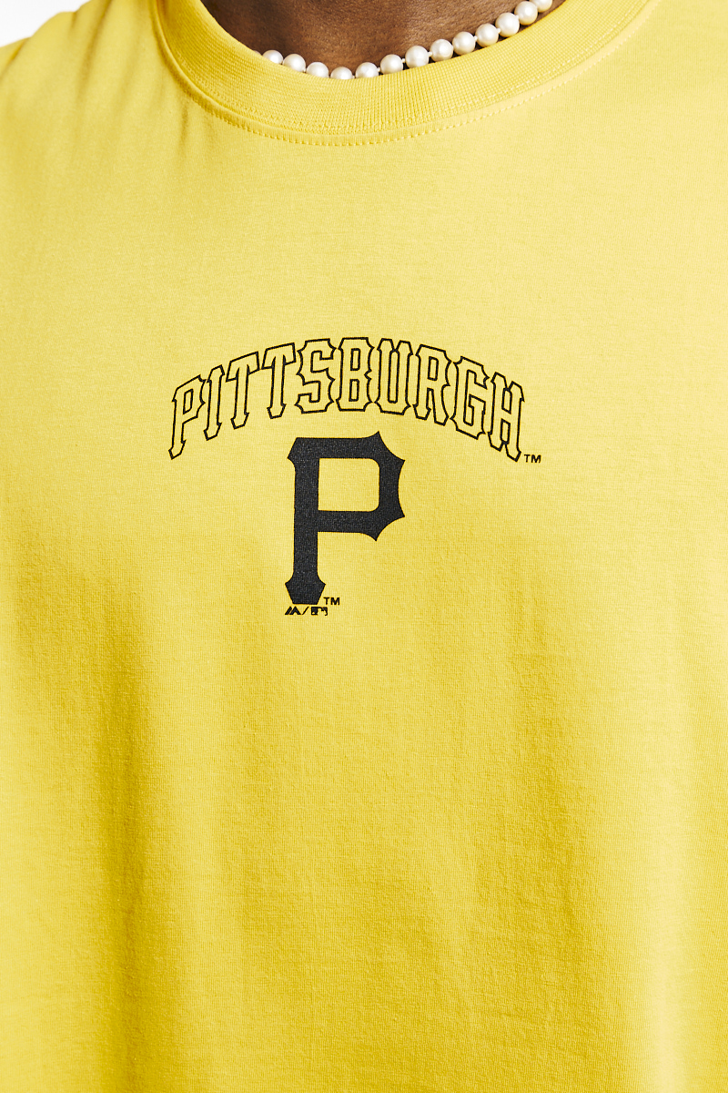 Yellow Nike MLB Pittsburgh Pirates City Connect Legend T-Shirt