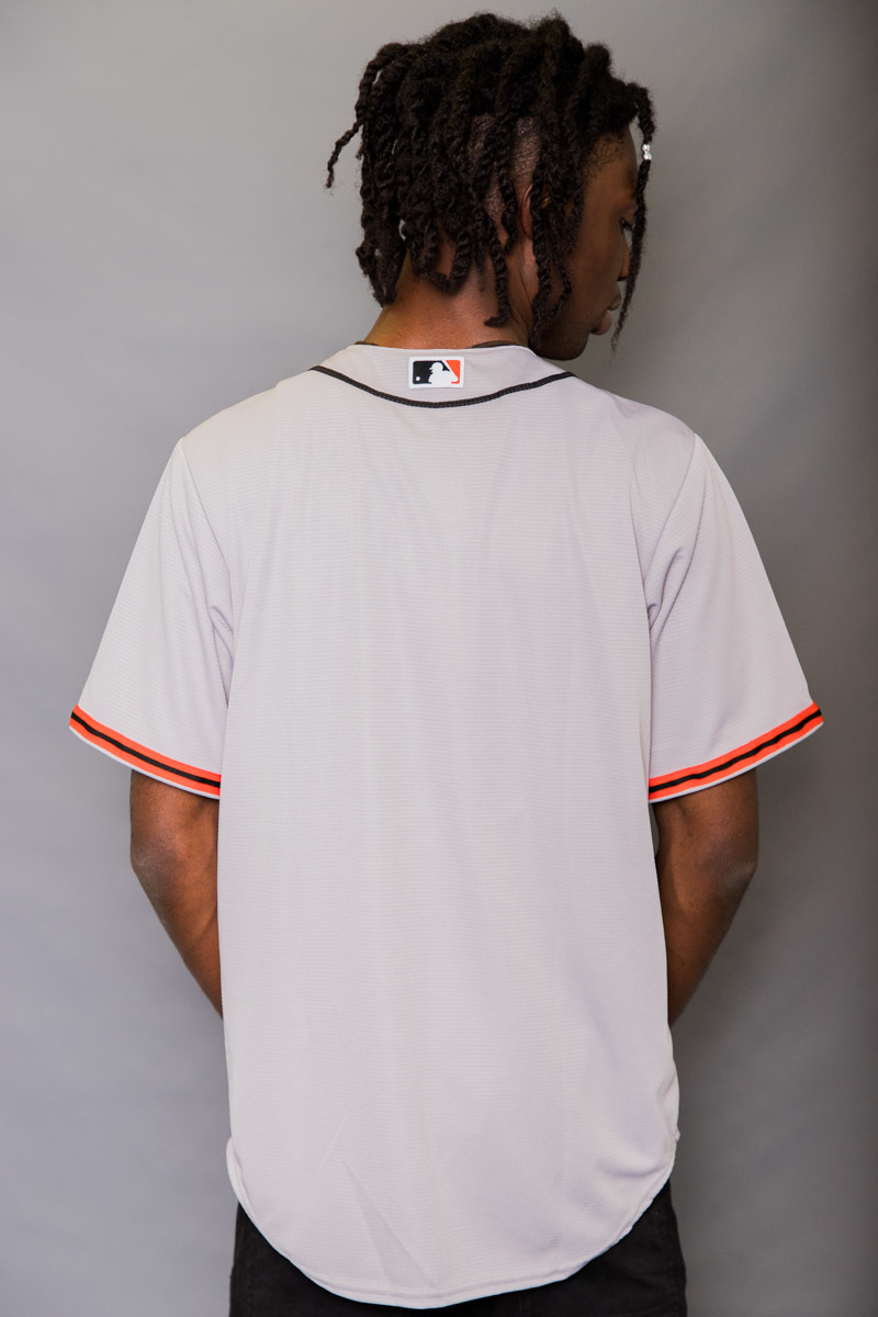 San Francisco Giants Authentic On-Field Grey Road Cool Base Jersey