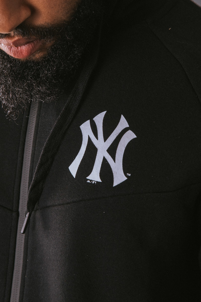 NEW YORK YANKEES AIRLAYER ZIP HOODIE - BLACK WOMENS