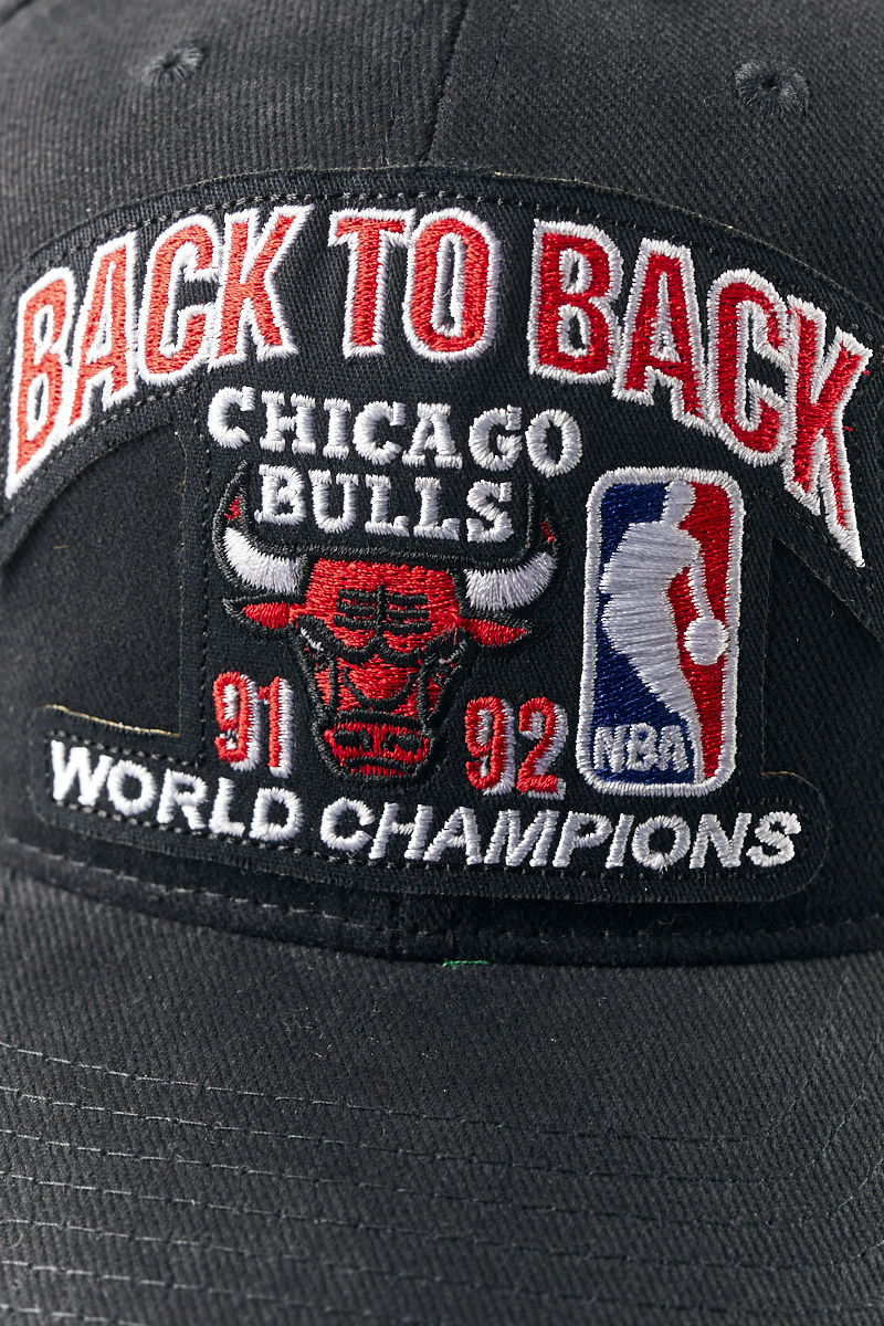 Chicago Bulls '91-'92 Champs Deadstock Snapback in Black | Stateside Sports