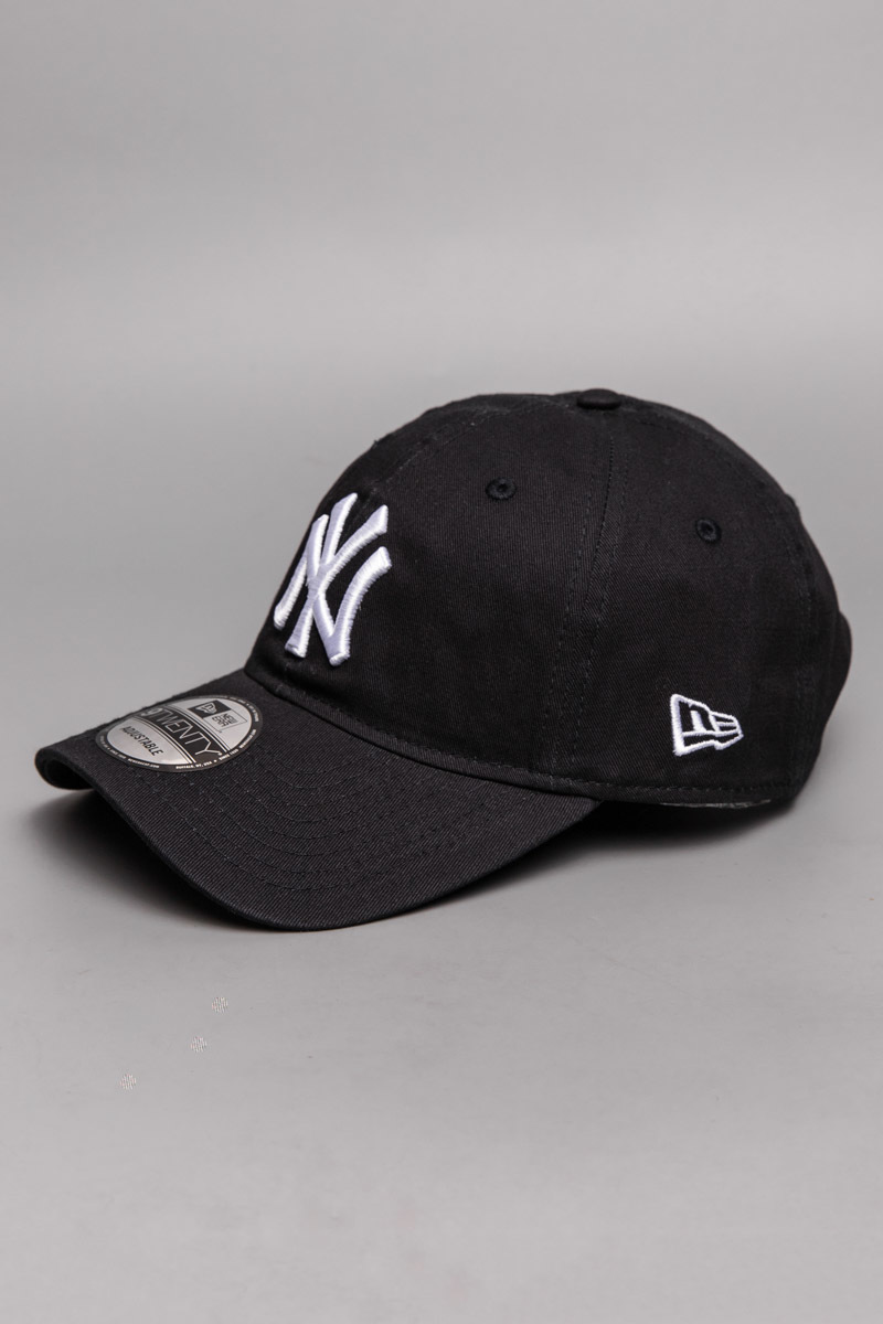 NEW YORK YANKEES 9TWENTY CLOTH STRAP CAP - NAVY | Stateside Sports
