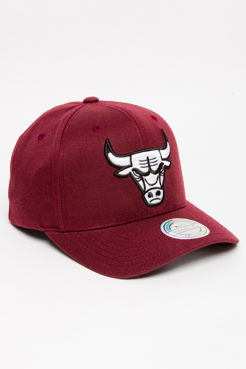 CHICAGO BULLS MITCHELL AND NESS COLOUR POP 110 FLEXFIT SNAPBACK- MAROON ...