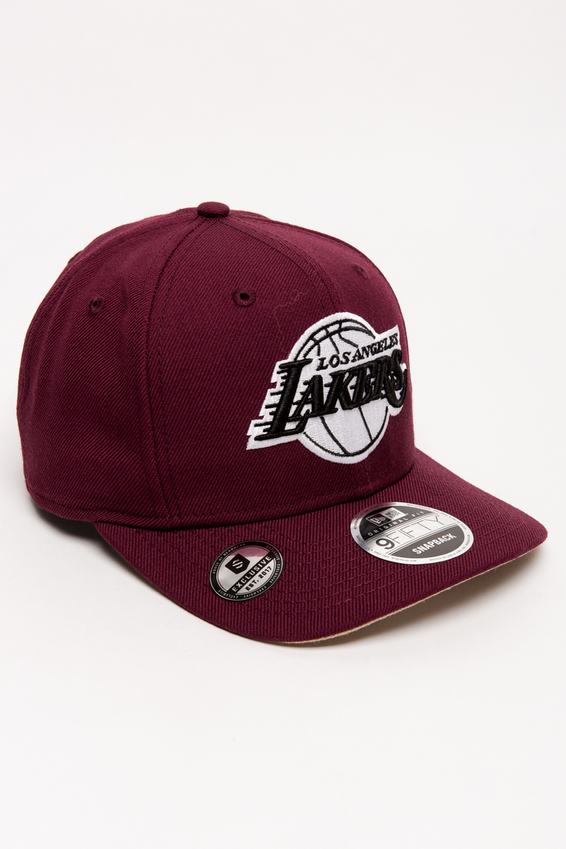 burgundy lakers hat