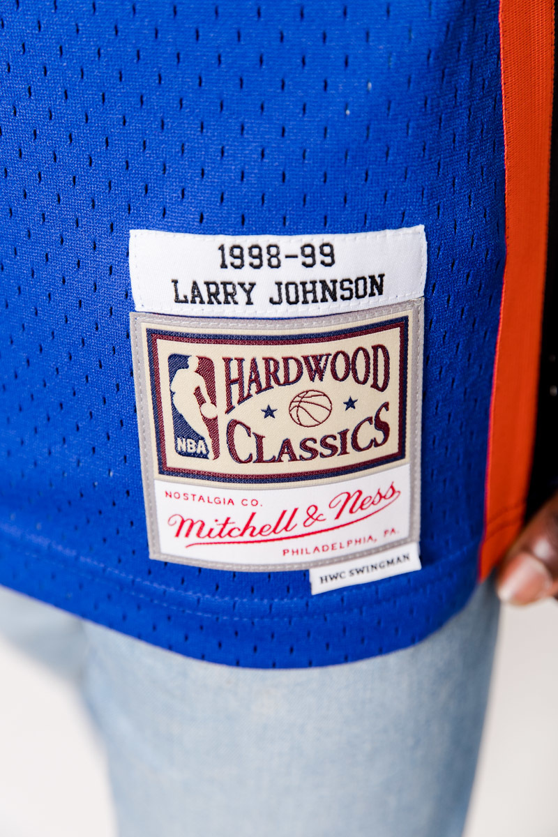 Larry Johnson 98-99 Hardwood Classic Swingman NBA Jersey | Stateside Sports