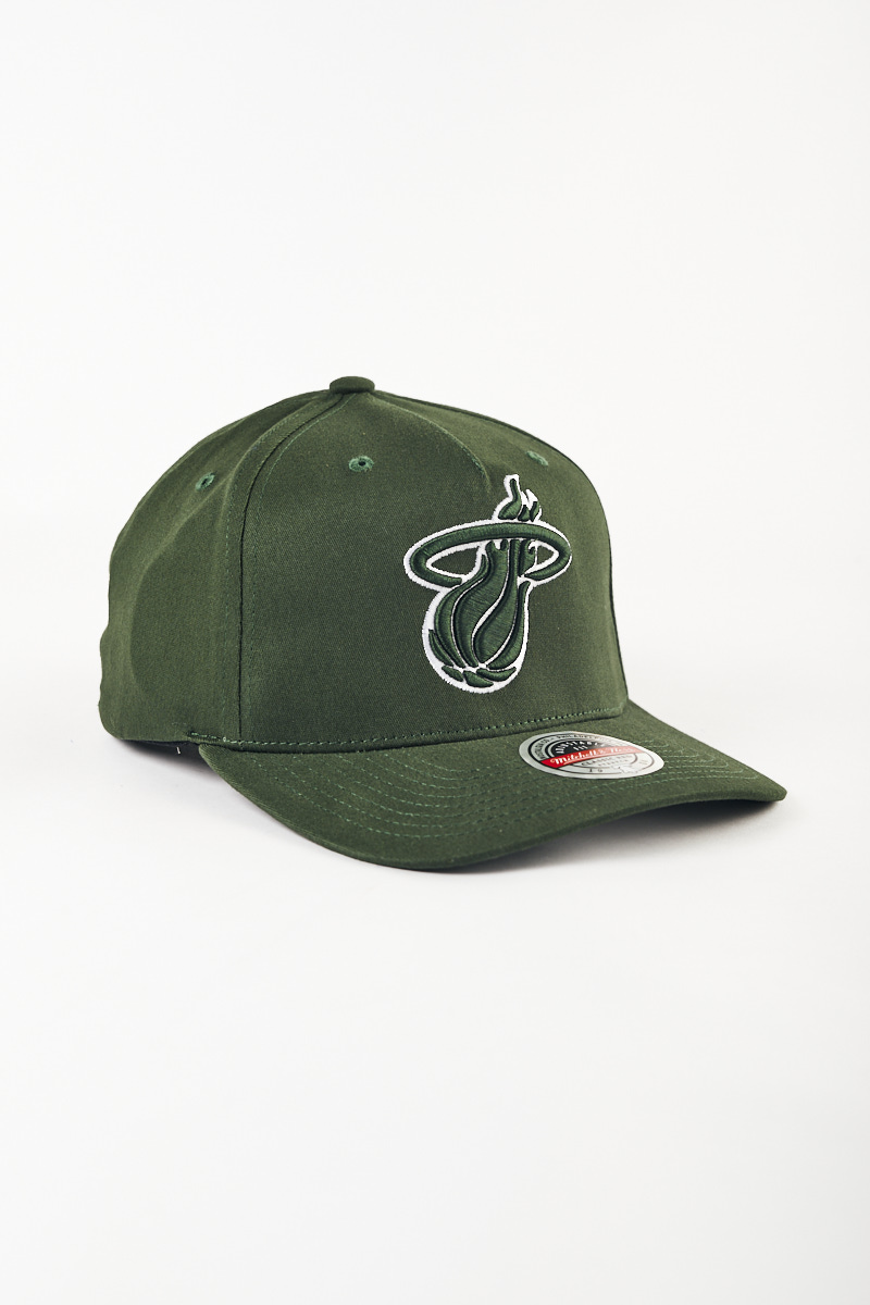 Miami Heat Pitch Green Seasonal Team Logo | Stateside Sports