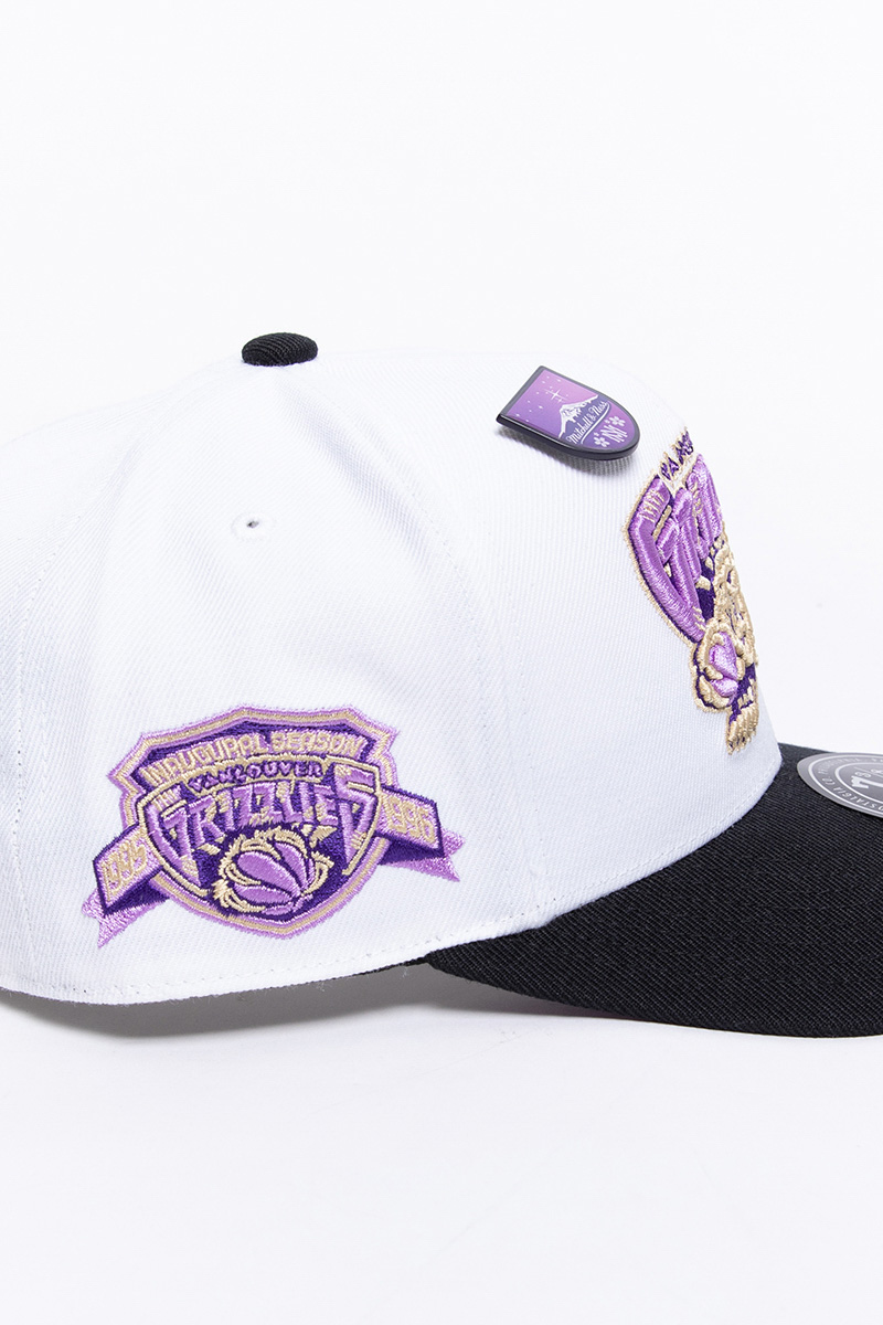 Mitchell & Ness Memphis Grizzlies White Diamond Pro Snapback