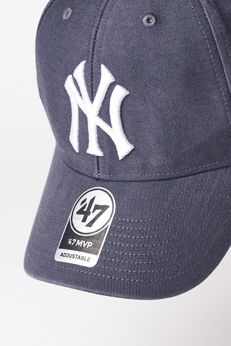New York Yankees Legend '47 MVP Strapback Cap | Stateside Sports