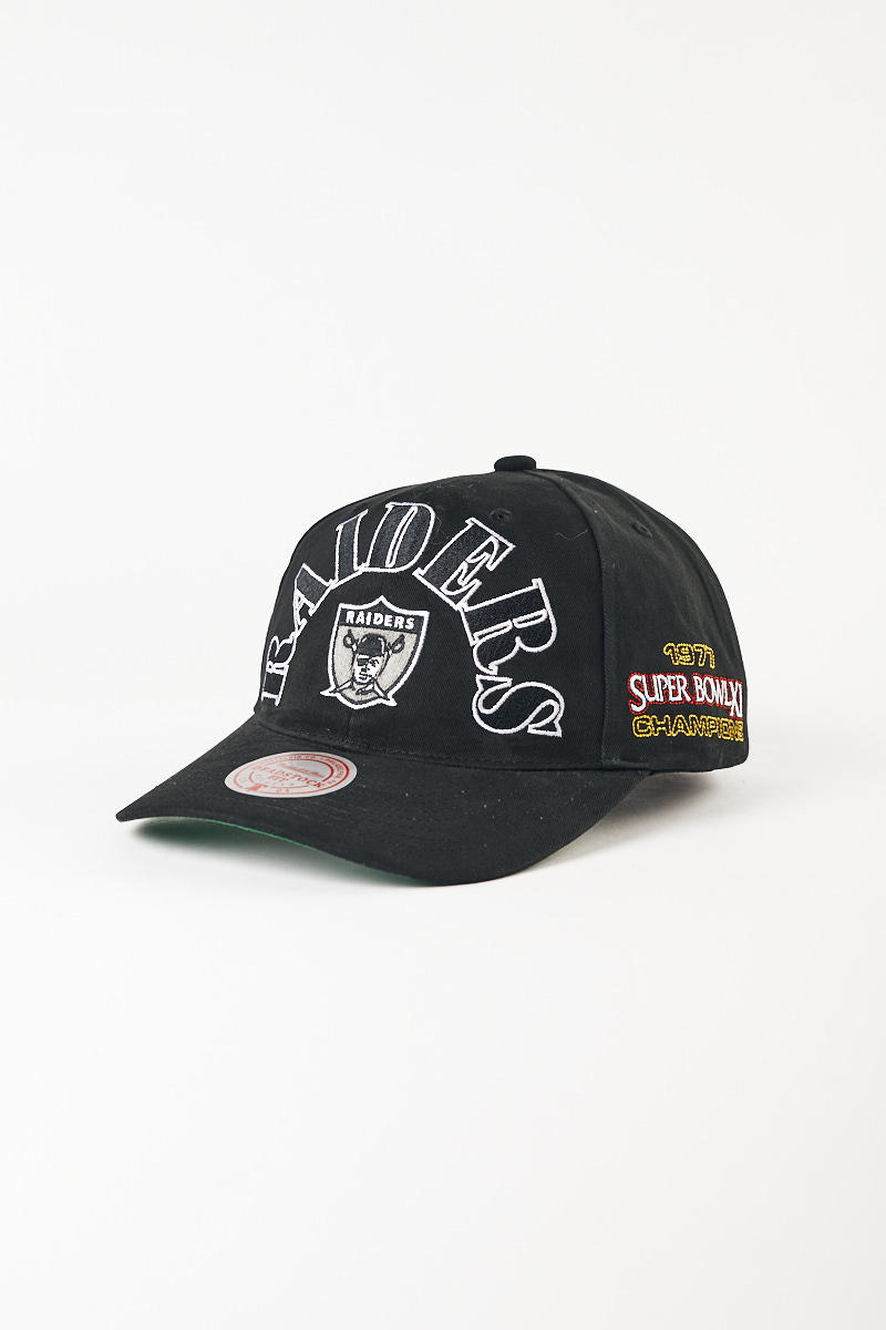 Mitchell & Ness Las Vegas Raiders Superbowl Winners Deadstock Snapback Black