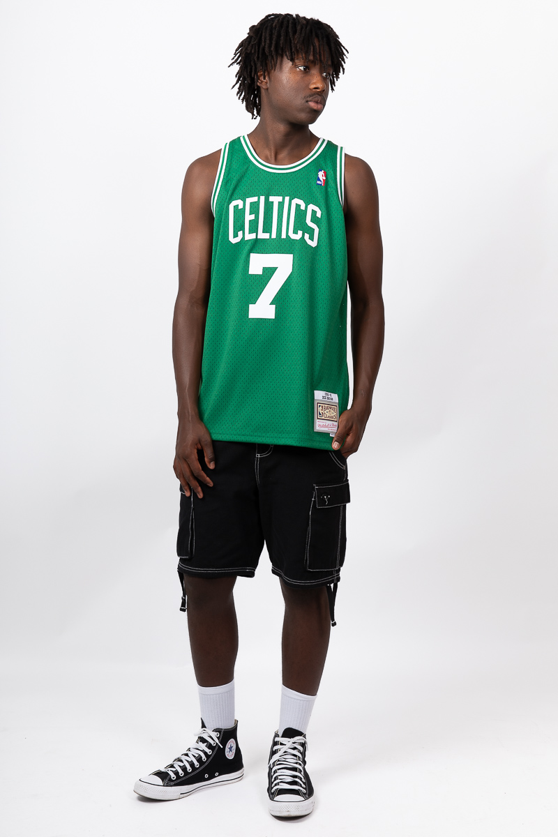 Dee brown jersey best sale