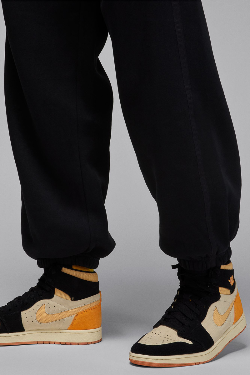 Paris Saint-Germain x Jordan Fleece Trackpants Stateside Sports