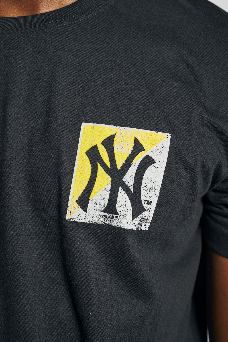 Yankees Sunset Short Sleeve Tee in Black | Stateside Sports