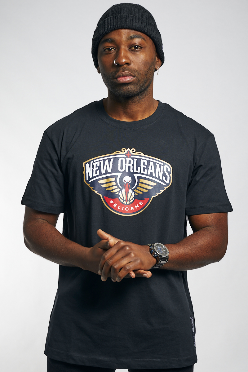 NBA Basketball Team LA Lakers T-Shirt - Listentee