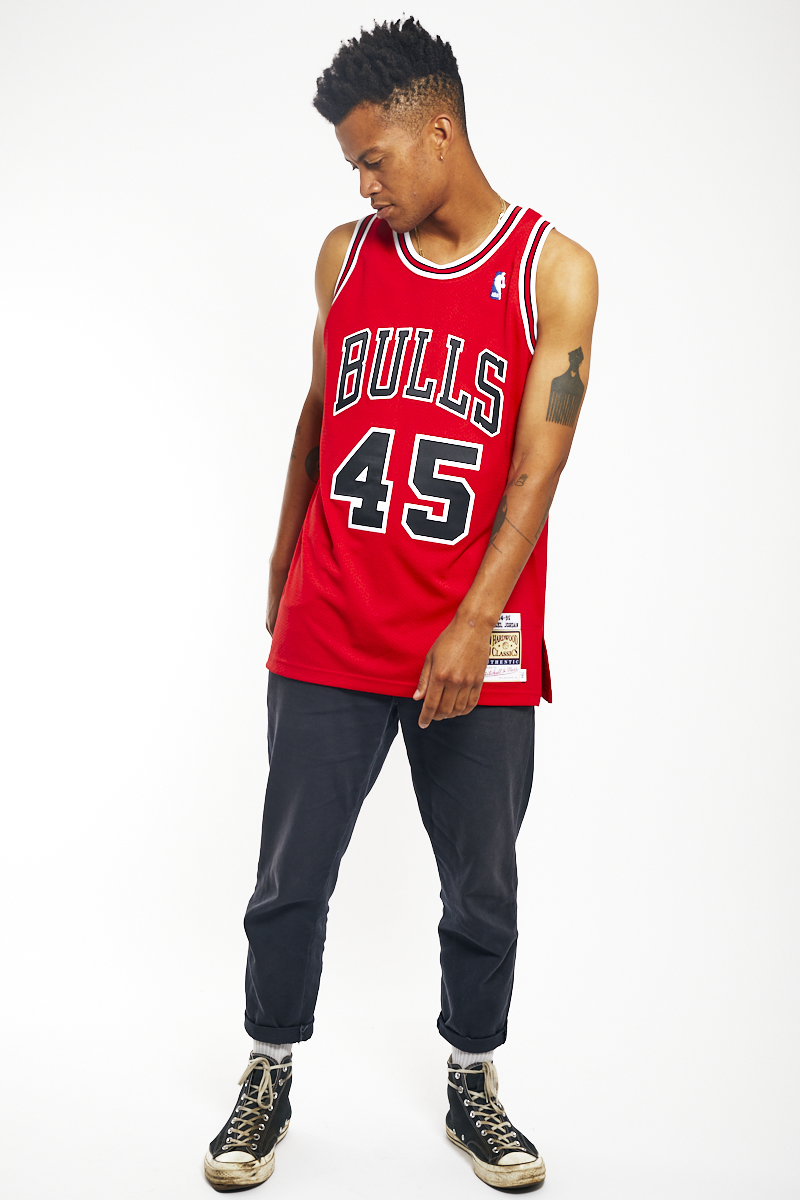 100% Authentic Michael Jordan Mitchell Ness 94 95 #45 Bulls Jersey