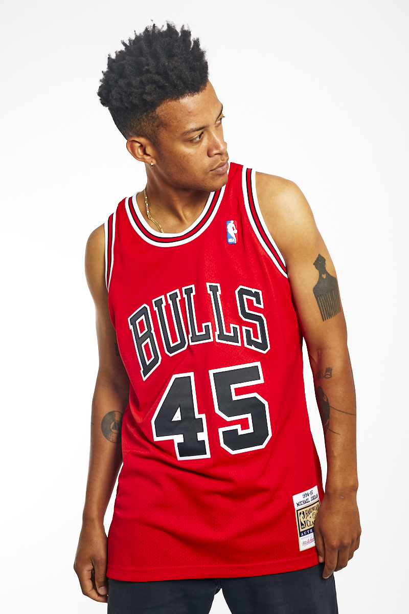 Chicago Bulls Michael Jordan 1994-95 Road 45 Authentic Jersey By Mitchell &  Ness - Red - Mens