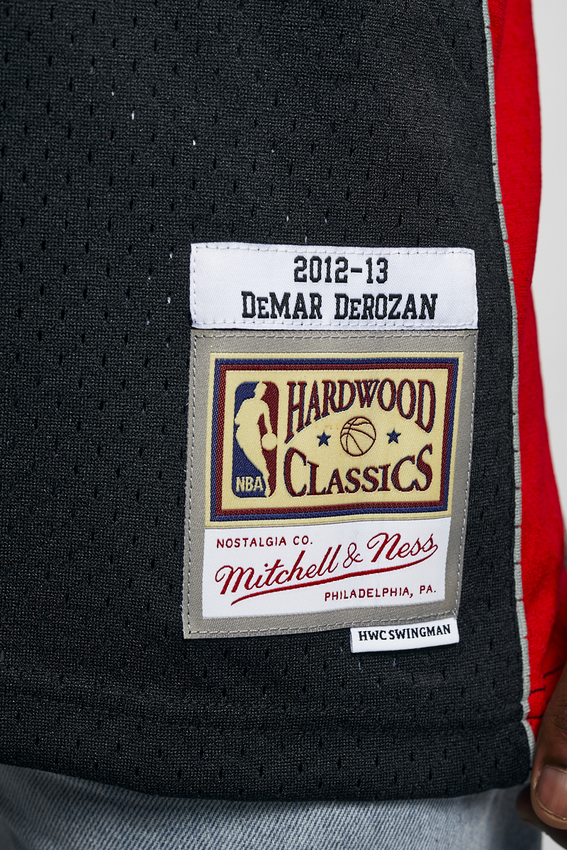 Mitchell & Ness Toronto Raptors #10 Demar Derozan Swingman Jersey black