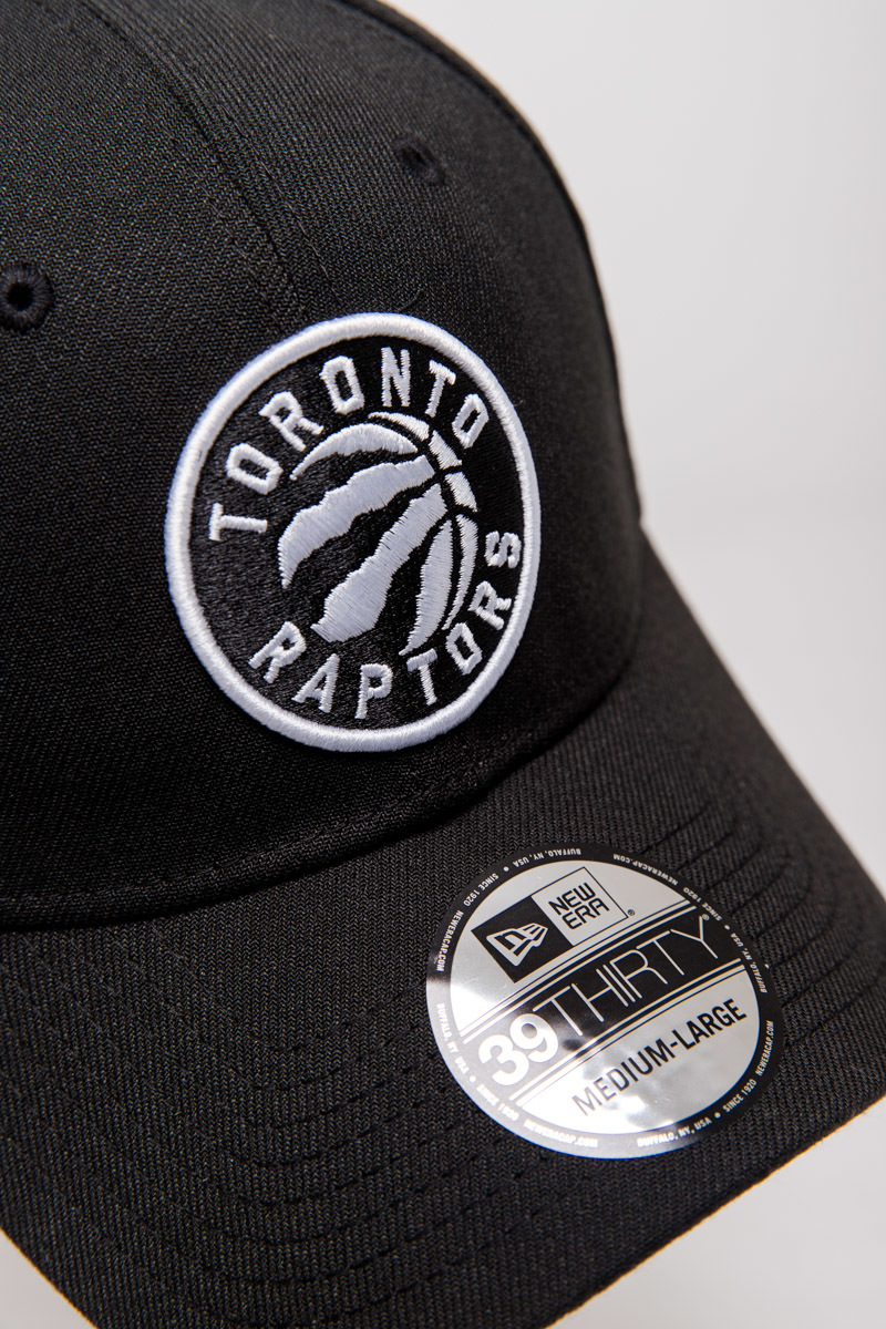 TORONTO RAPTORS 39THIRTY FITTED CAP- BLACK/WHITE | Stateside Sports