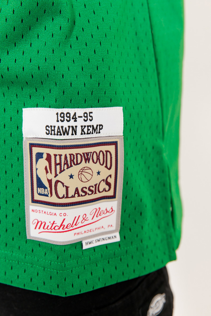 Shawn Kemp Seattle Supersonics Cream Team 95-96 Hardwood Classic