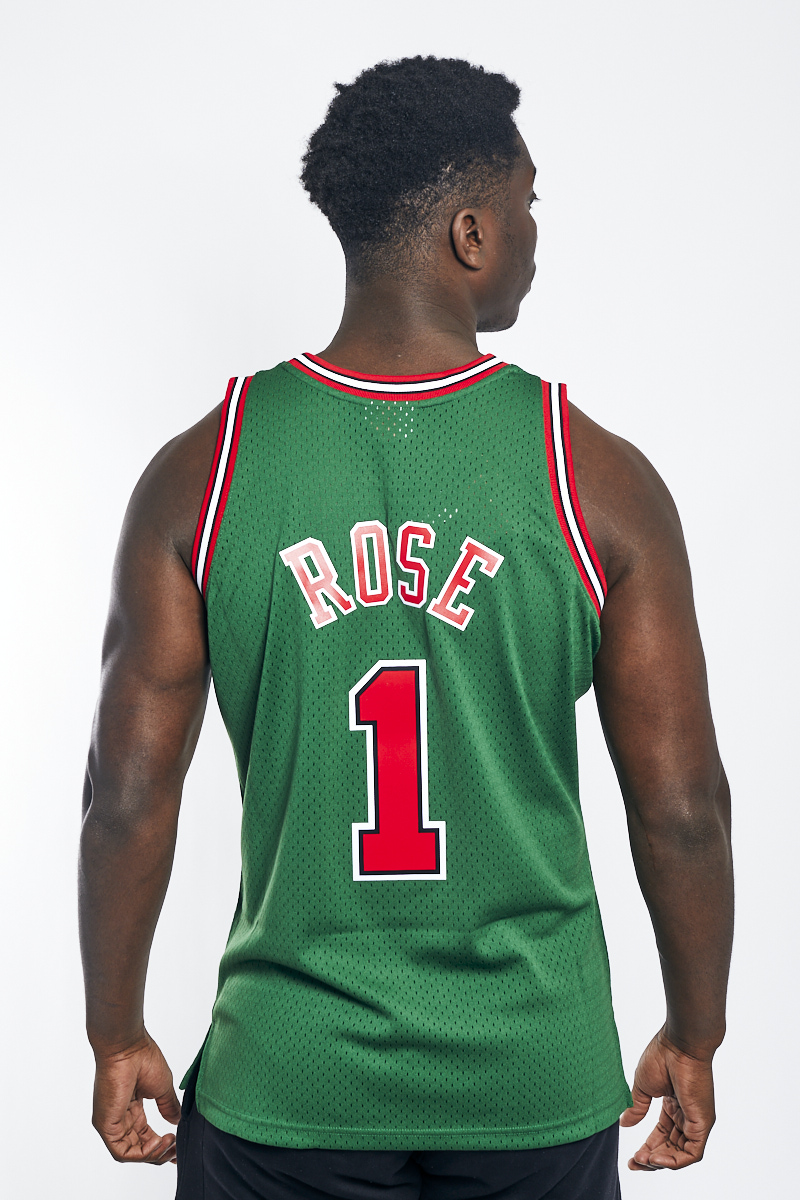 Swingman Derrick Rose Chicago Bulls NBA 2008-09 Jersey in 2023