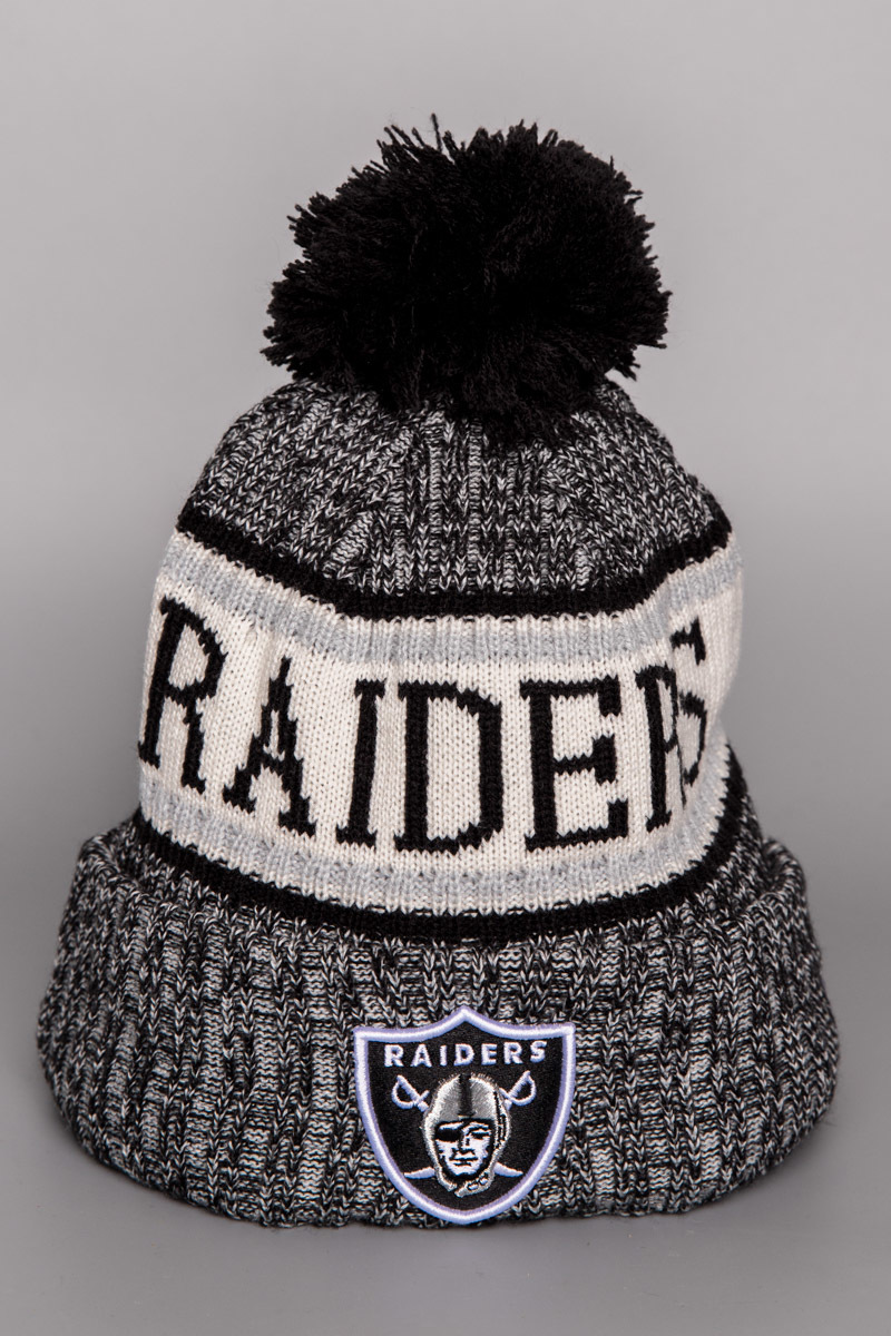 OAKLAND RAIDERS OFFICIAL 2018 NFL SIDELINE KNIT BEANIE BLACK Stateside Sports