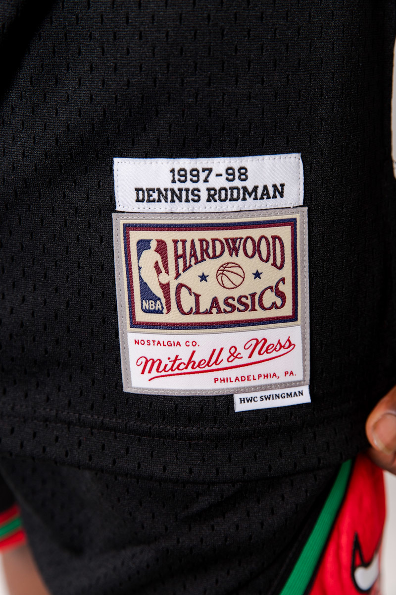 Lids Scottie Pippen Chicago Bulls Mitchell & Ness Big Tall Hardwood  Classics 1997-98 Split Swingman Jersey - Red/Black