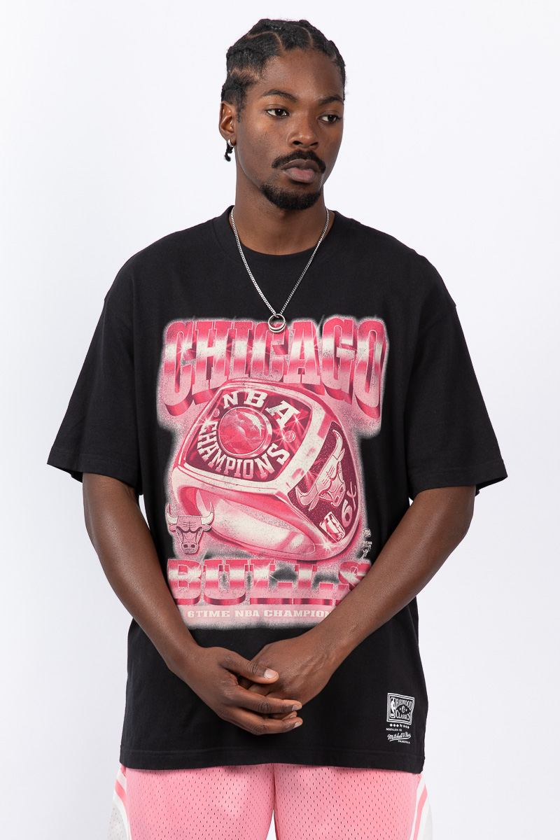 Mitchell & Ness 1998 NBA Finals Rodman vs Malone Tシャツ 1998 NBA Finals Rodman vs Malone Tee | Stateside Sports