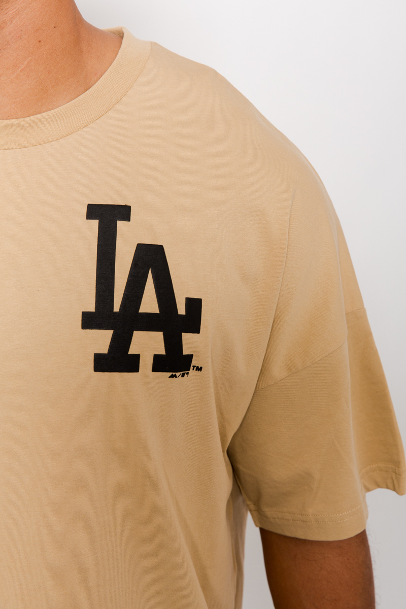 New Era LA Dodgers oversize t-shirt in beige