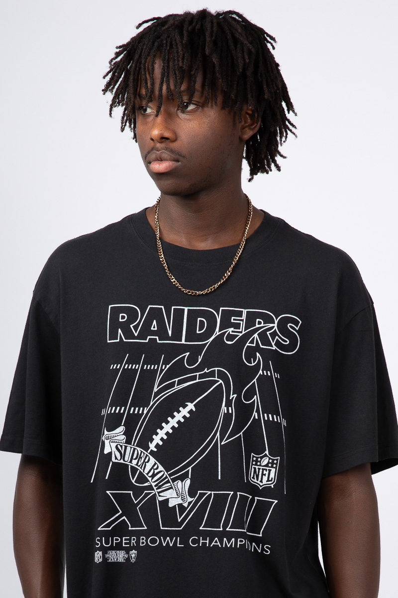 1980年代 BO JACKSON RAIDER Tシャツ Mサイズ レイダース Mitchell & Ness Bo Jackson Raiders T-Shirt | PacSun