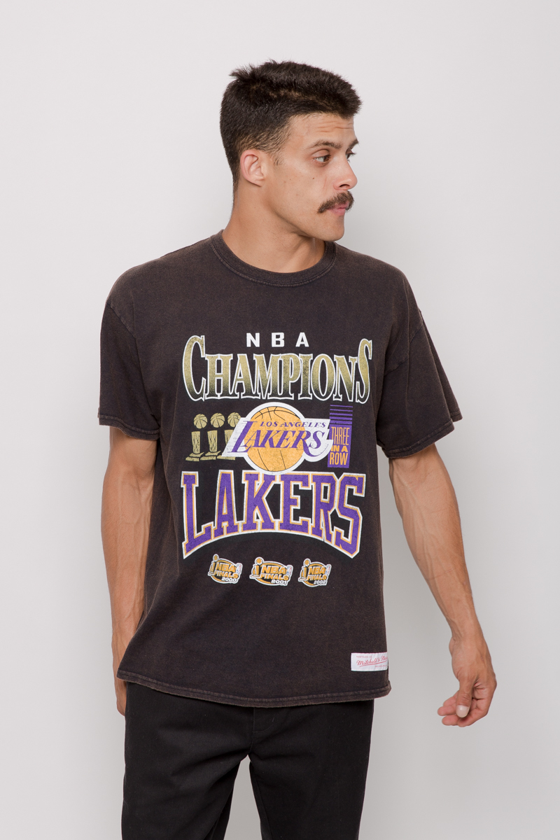LA Lakers Kobe Bryant Mitchell and Ness T-Shirt Tee Champions T-Shirt