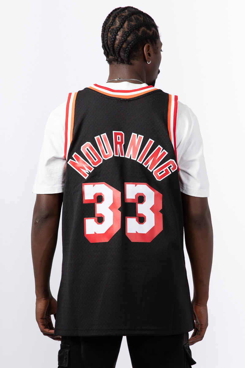 Mitchell deals & Ness Alonzo Mourning Jersey Medium