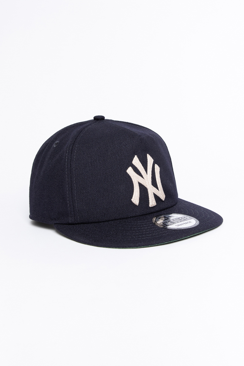 American Needle New York Black Yankees Archive Adjustable Hat - Black - Each