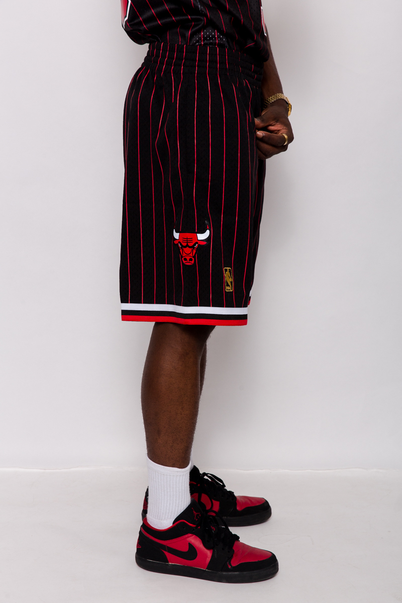 chicago bulls pinstripe shorts