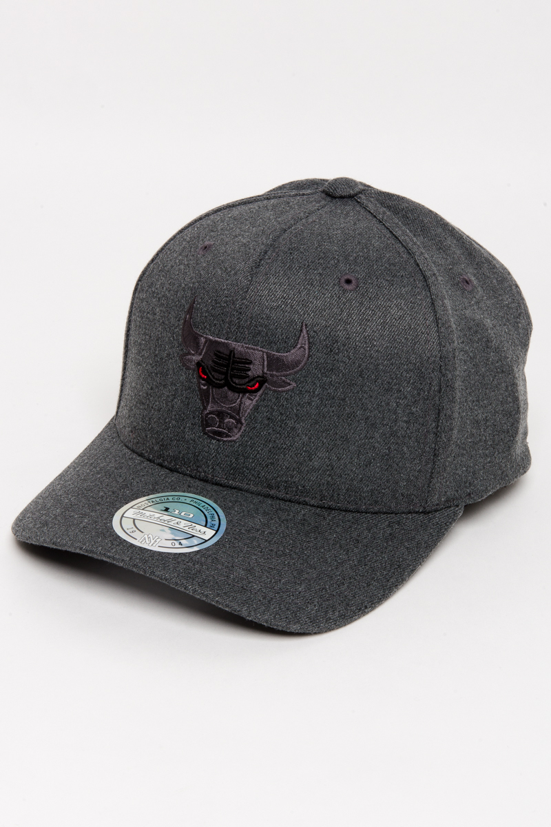 CHICAGO BULLS MITCHELL AND NESS DECON 110 SNAPBACK- GREY | Stateside Sports