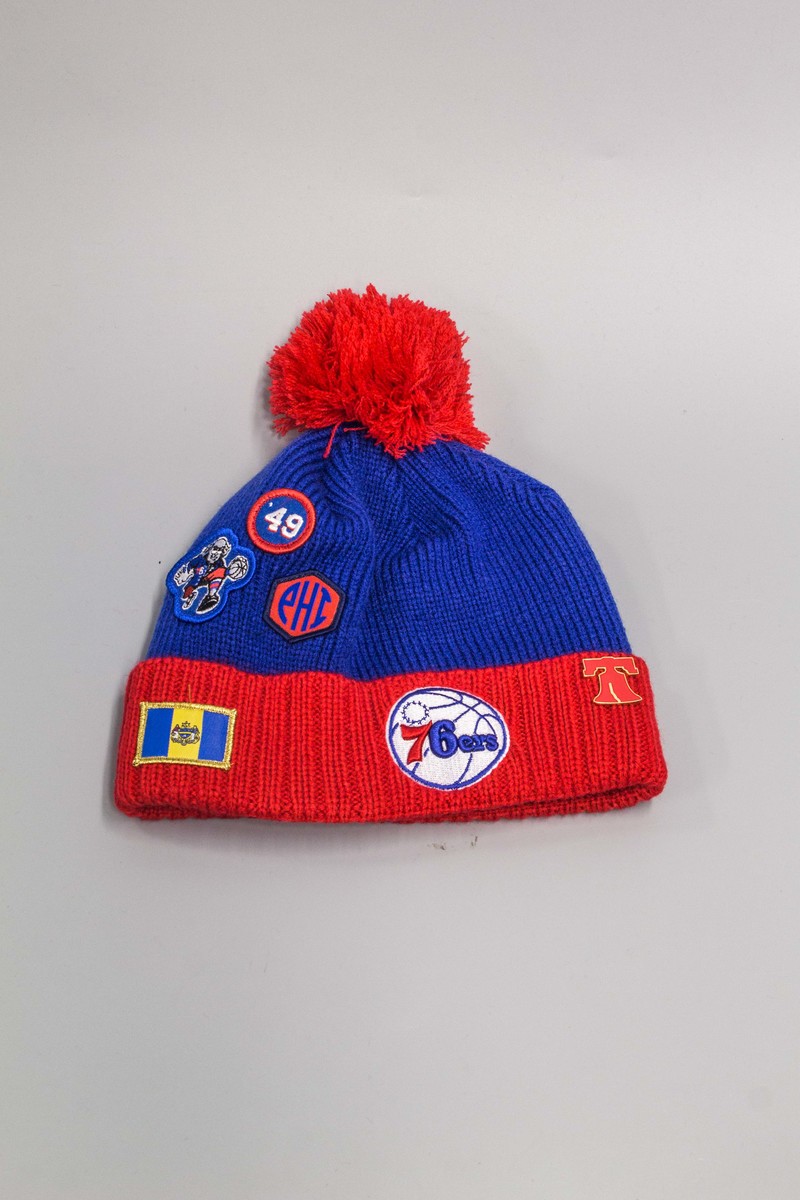 PHILADELPHIA 76ERS NBA18 DRAFT KNIT BEANIE- BLUE/RED | Stateside Sports