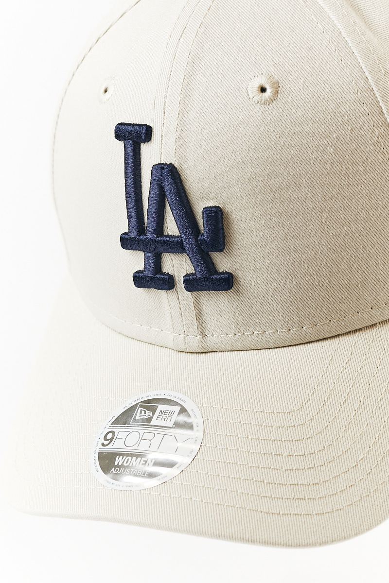 Womens Los Angeles Dodgers 9FORTY Strapback in Stone/Navy | Stateside ...