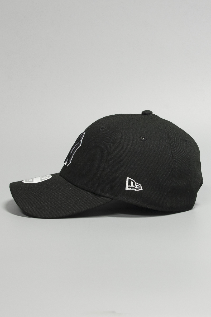 NEW YORK YANKEES 9FORTY - BLACK | Stateside Sports