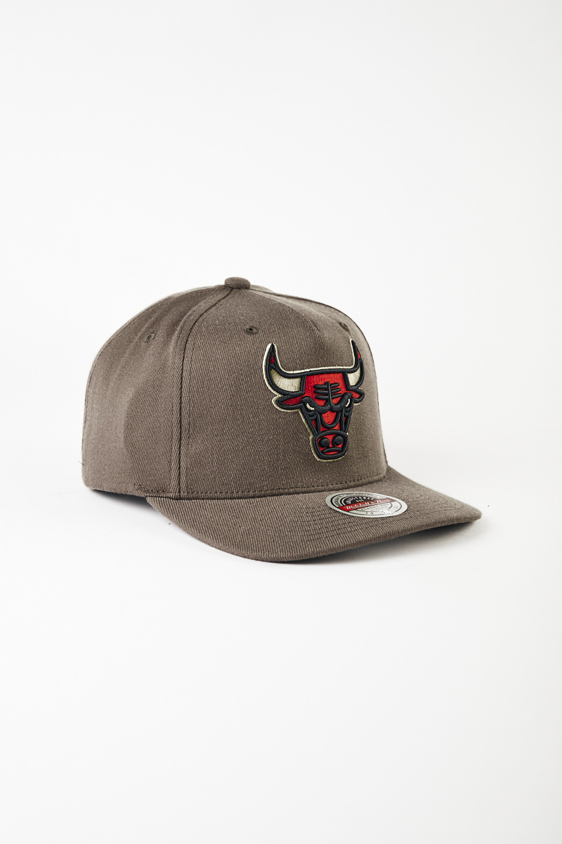 Chicago Bulls Diamond One Pinch Panel Cap in Walnut | Stateside Sports