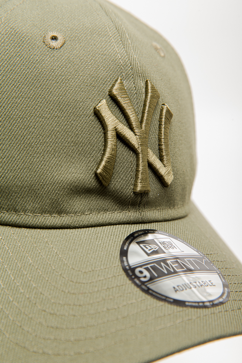 Yankees Light Olive 9Twenty Strapback Green Stateside Sports