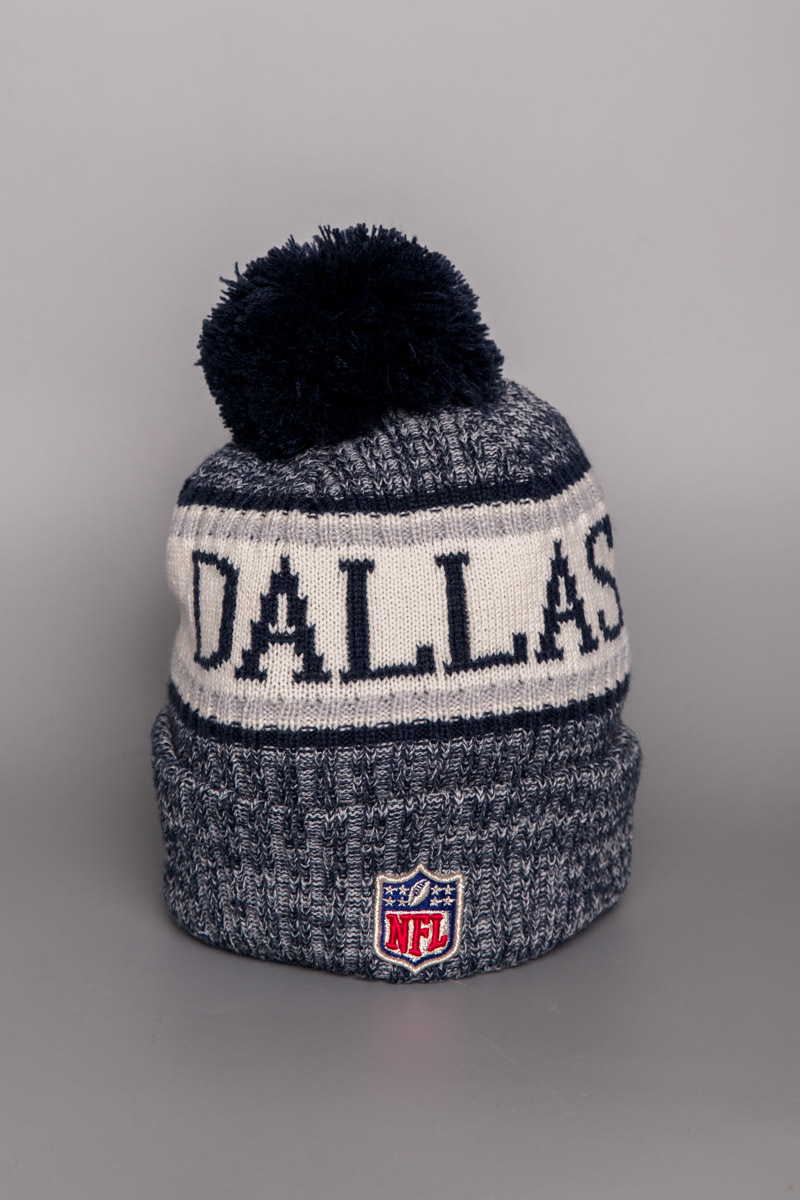 DALLAS COWBOYS OFFICIAL 2018 NFL SIDELINE KNIT BEANIE- NAVY/WHITE