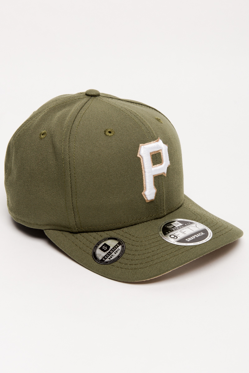 green pirates hat