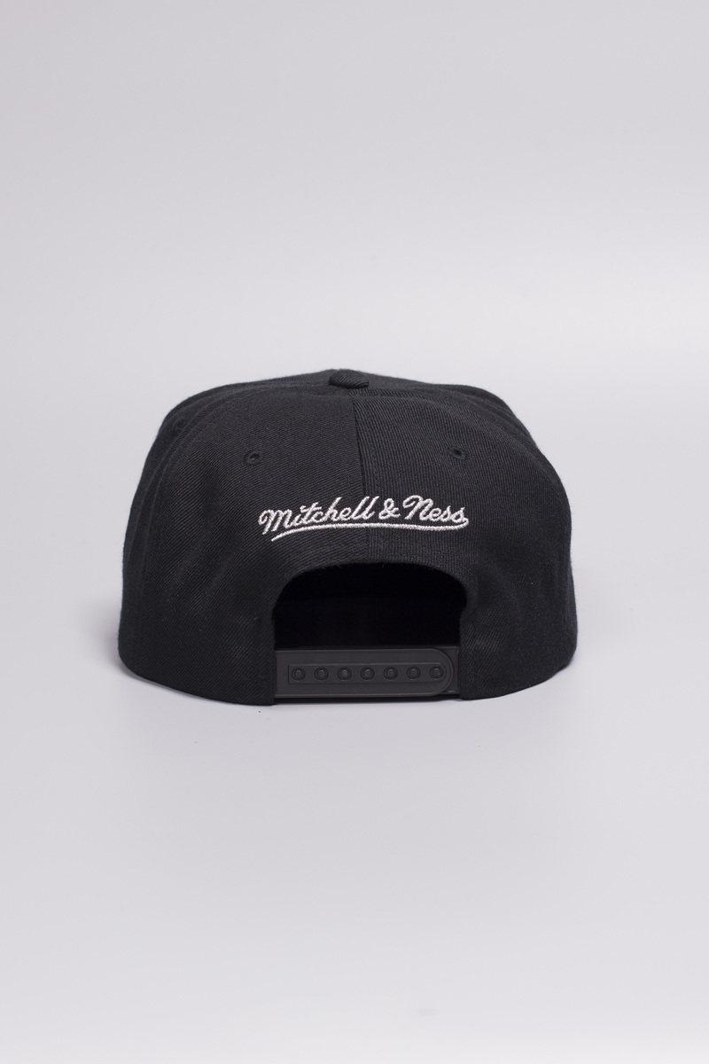 OAKLAND RAIDERS FLAT PEAK EMBROIDERED ARCH | Stateside Sports