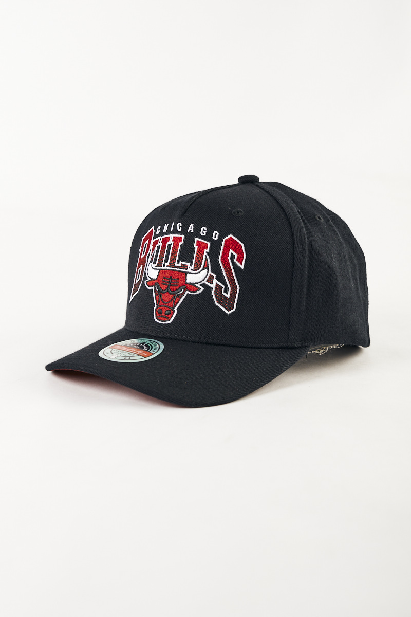 MITCHELL & NESS Los Angeles Rams Horizon 110 Pinch Snapback Cap - Black/Team