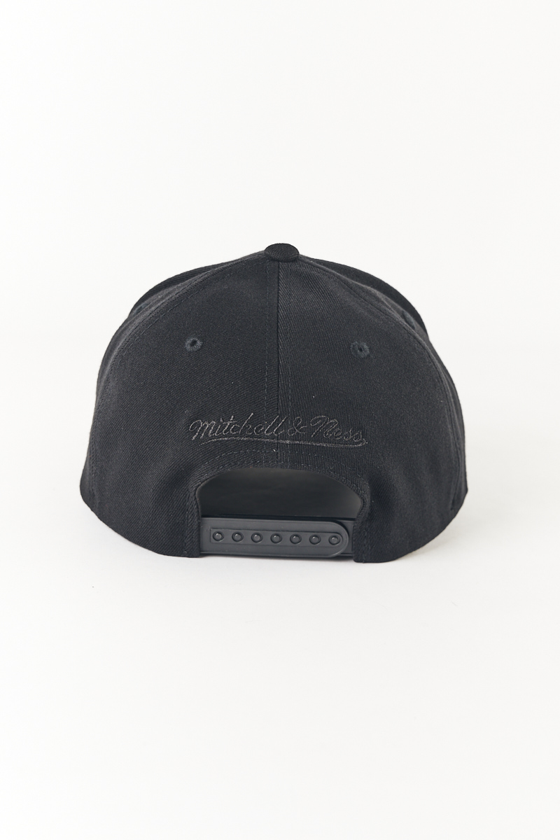 Dallas Cowboys Hat - Black Classic Script Redline Snapback - Mitchell & Ness