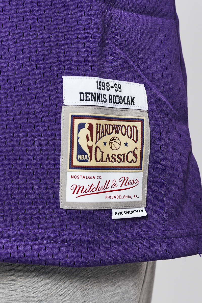 Where do I claim hardwood classic jersey? : r/NBA2k