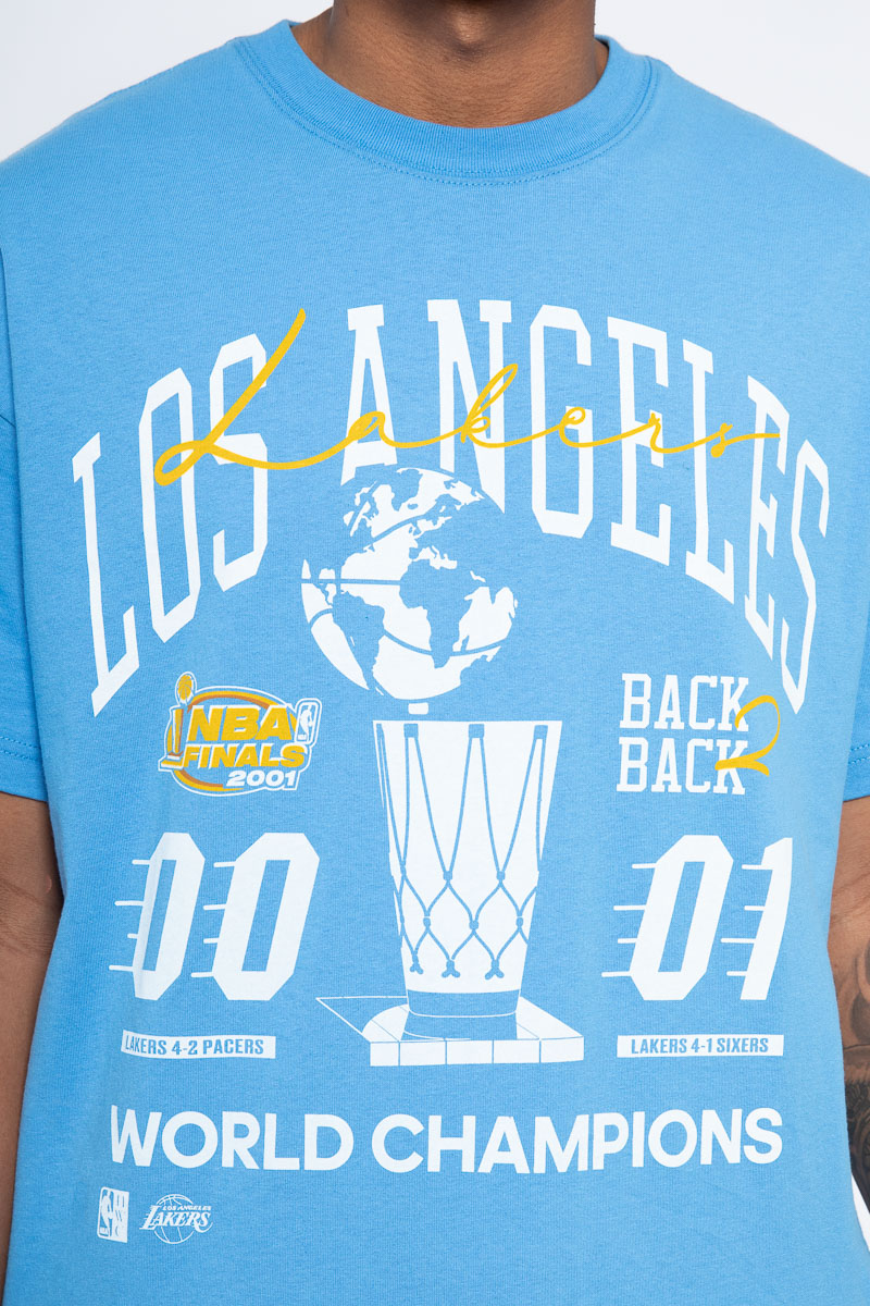 LA Lakers Globe Champions Tee