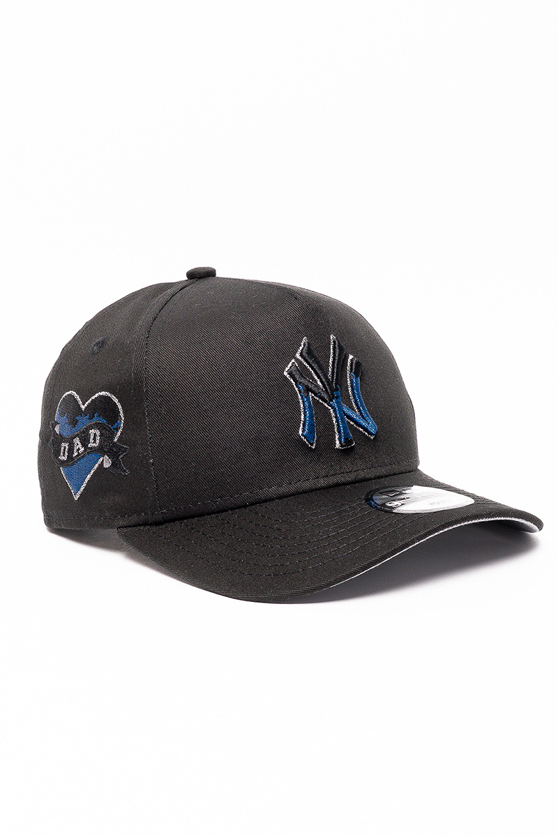 N3♡ 9Forty NY Yankees Kids Black/Blue Pixel Cap | Stateside Sports