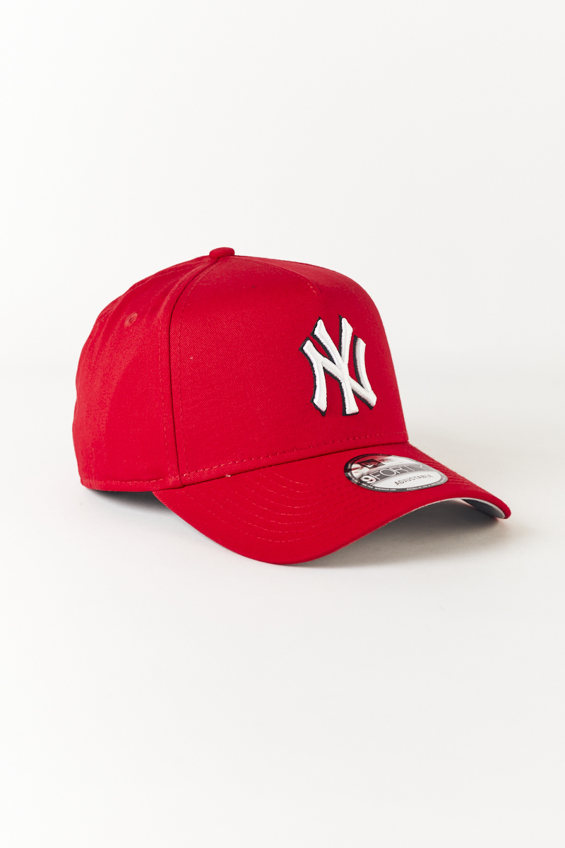 New York Yankees 9FORTY A-Frame in Red/Black | Stateside Sports