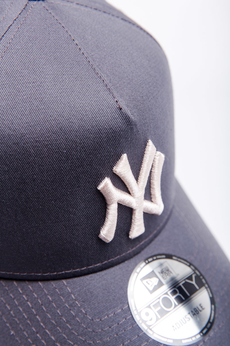 NEW YORK YANKEES GRAPHITE STONE 9FORTY A-FRAME- GREY | Stateside Sports