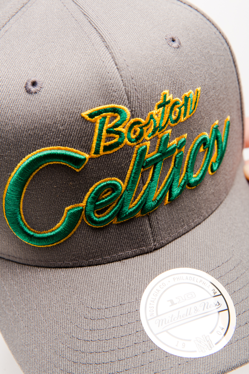 boston celtics shorts mitchell and ness