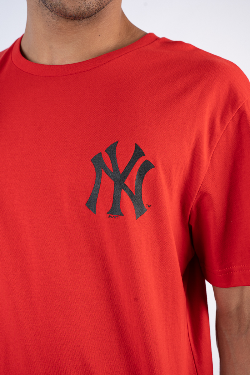 red yankee shirt